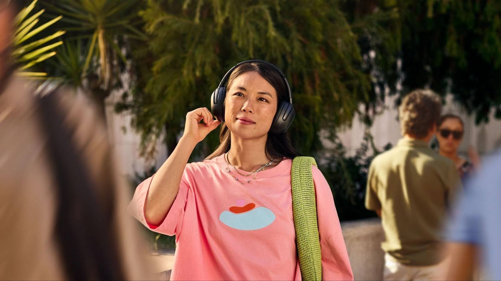 Distraction-Free Campus Life? JBL's Best Headphones for Studying