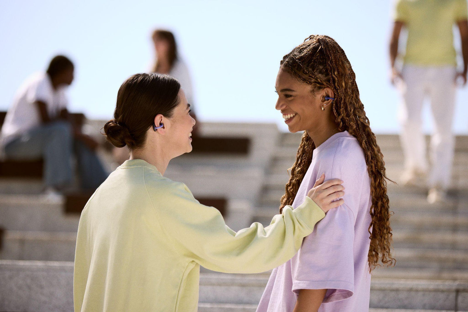 Why Open-Ear Headphones are the Modern Woman's Secret Weapon